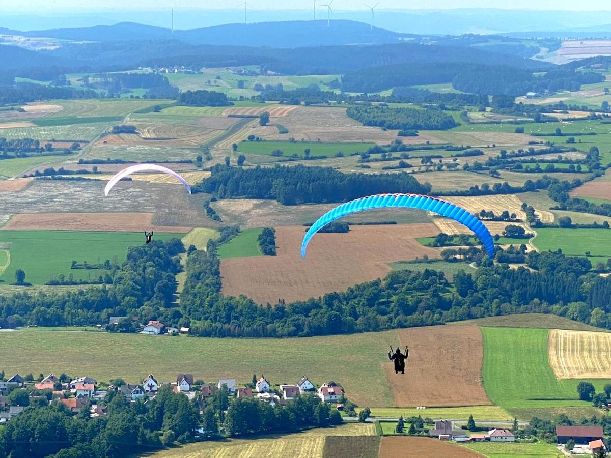 Fraenkische Linie - Radspitz-Ferienwohnungen Marktrodach Zewnętrze zdjęcie
